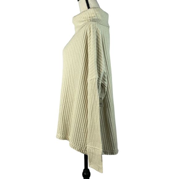 Free People Large Thermal Top Juicy Cowl Neck Split Back Long Sleeve Stone Cold - Picture 10 of 10